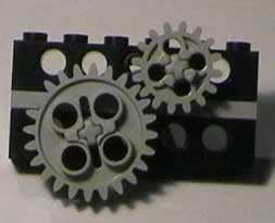 Aligning two gears using a 1/3rd element